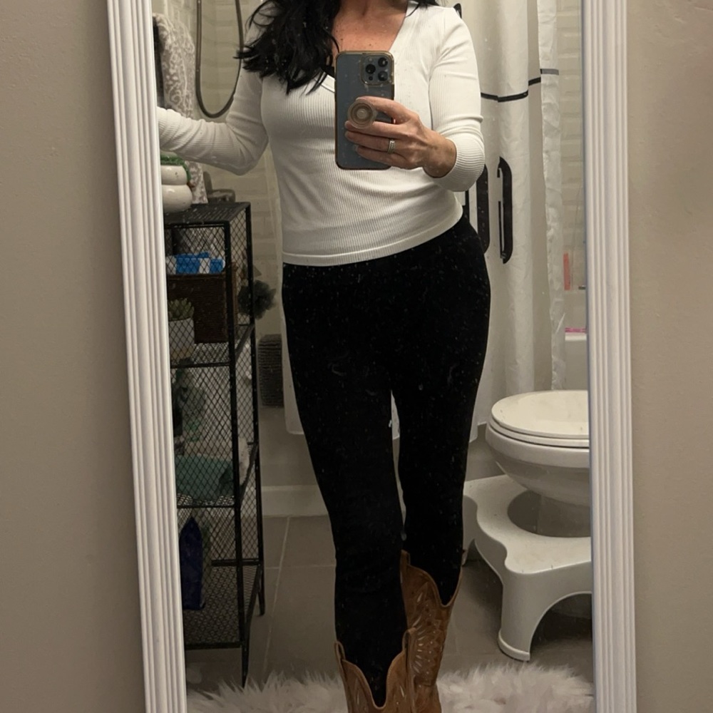 Meet your Posher, Cyndi